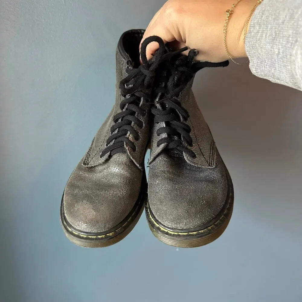 Doc marten black‎ iridescent boots